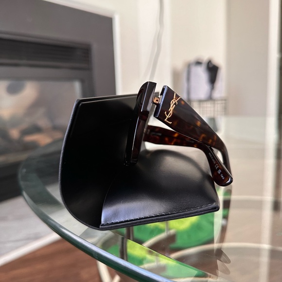 YSL SAINT LAURENT sunglasses - Picture 8 of 8